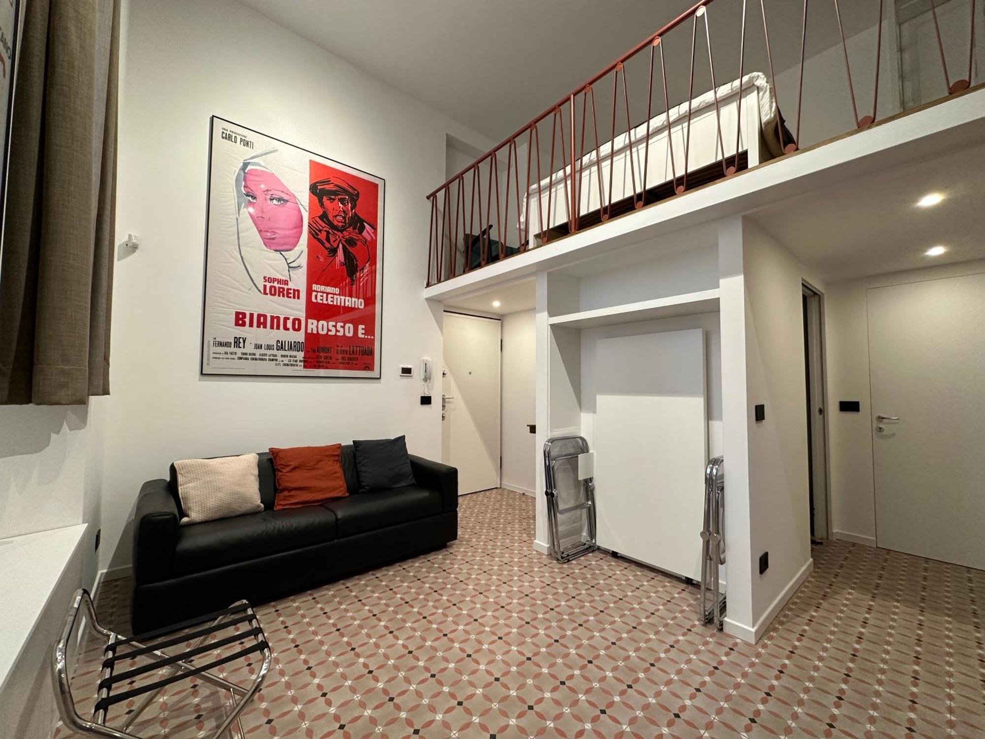 Flavors Of Milan, A Stylish Mini Loft Apartment Milan