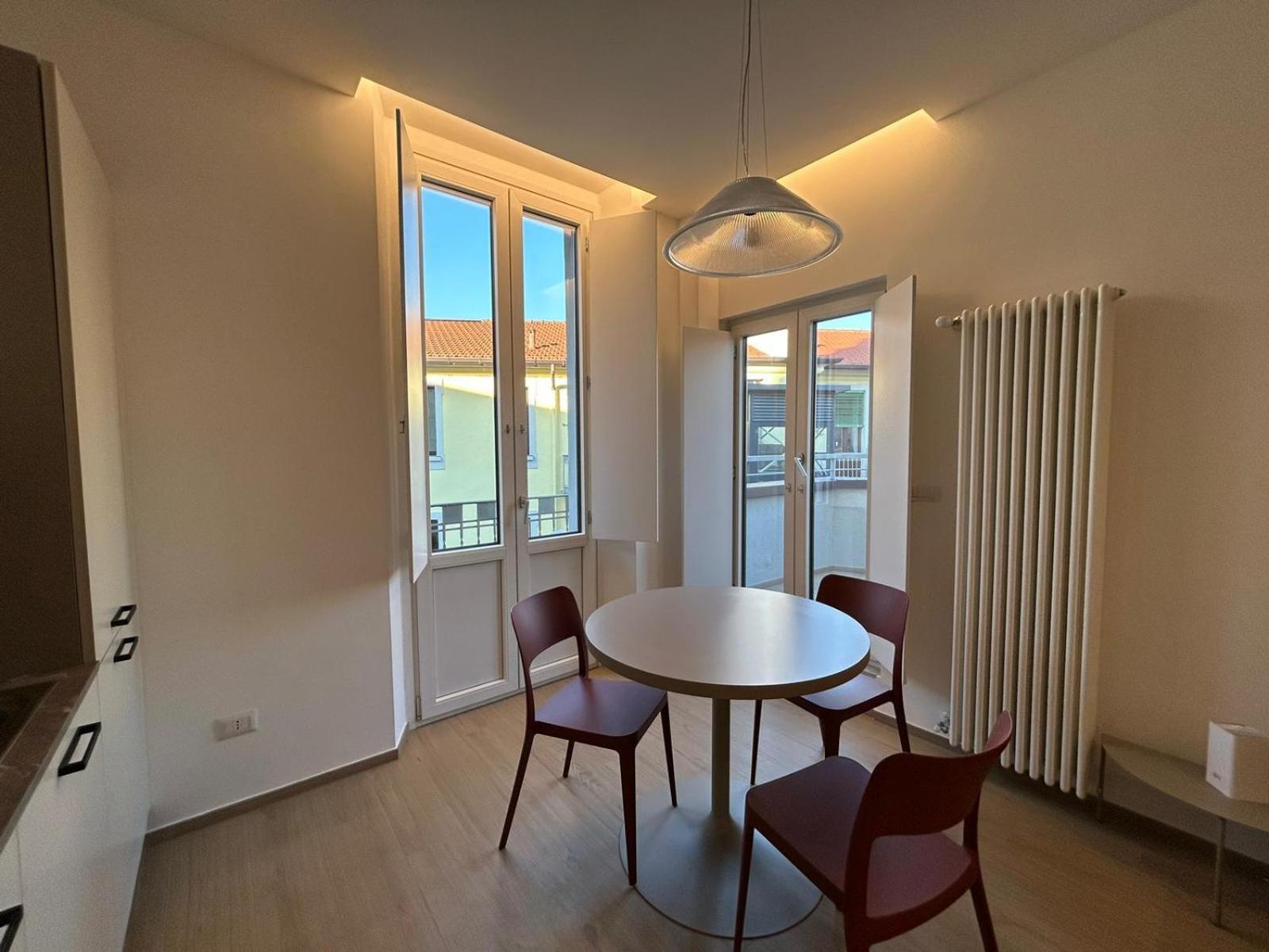 Imhome - Abruzzi Apartamento Milão