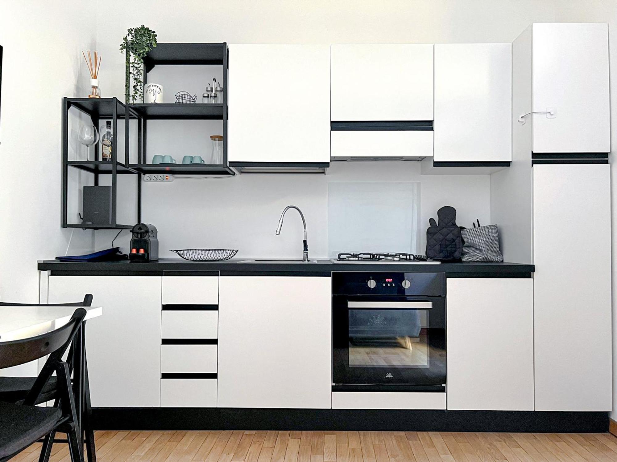 Apartment The Boutique - Steps Away From The Duomo Area Mailand