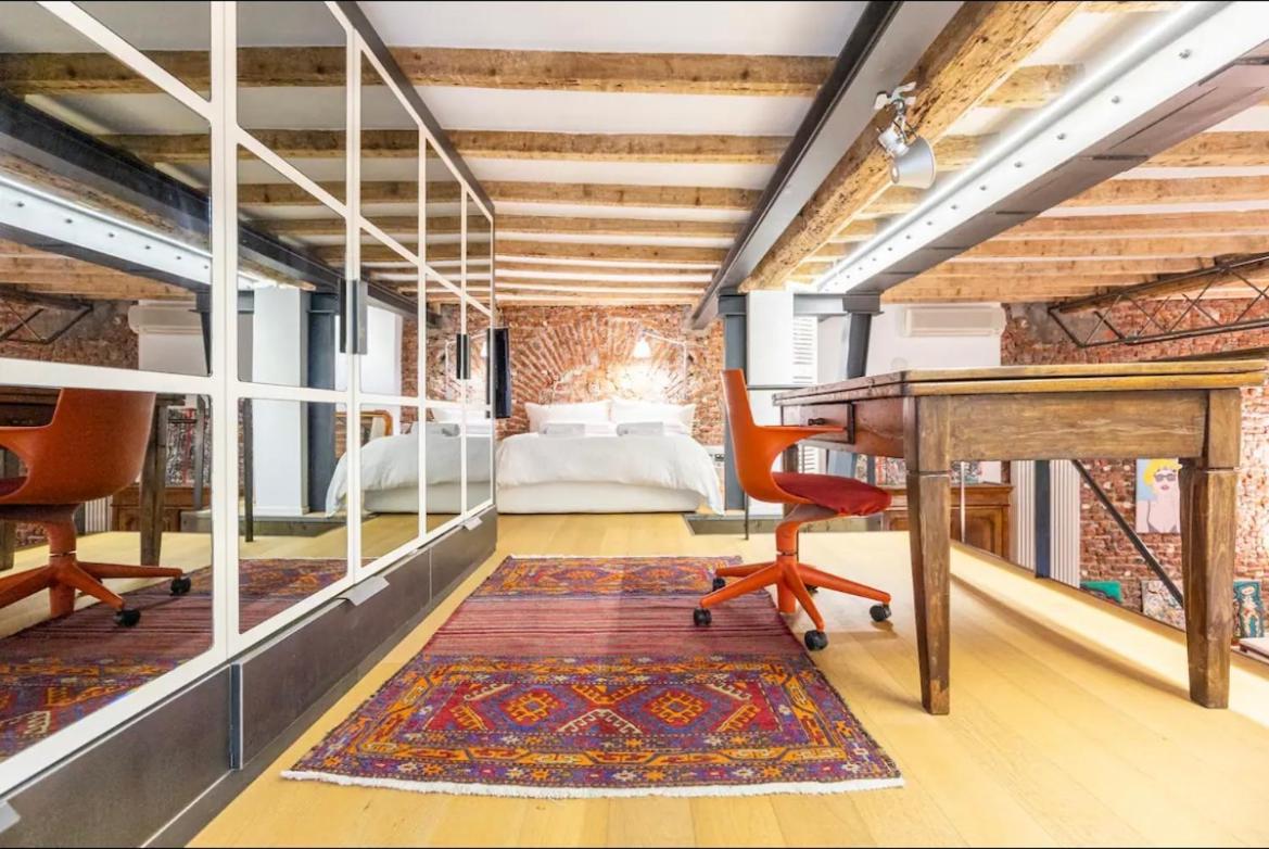 Apartment Loft Di Design Nel Cuore Di Mailand