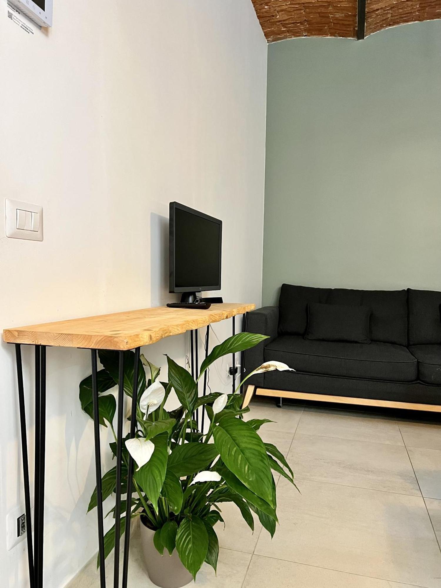 Apartamento Bilocale Su Corte Milanese *