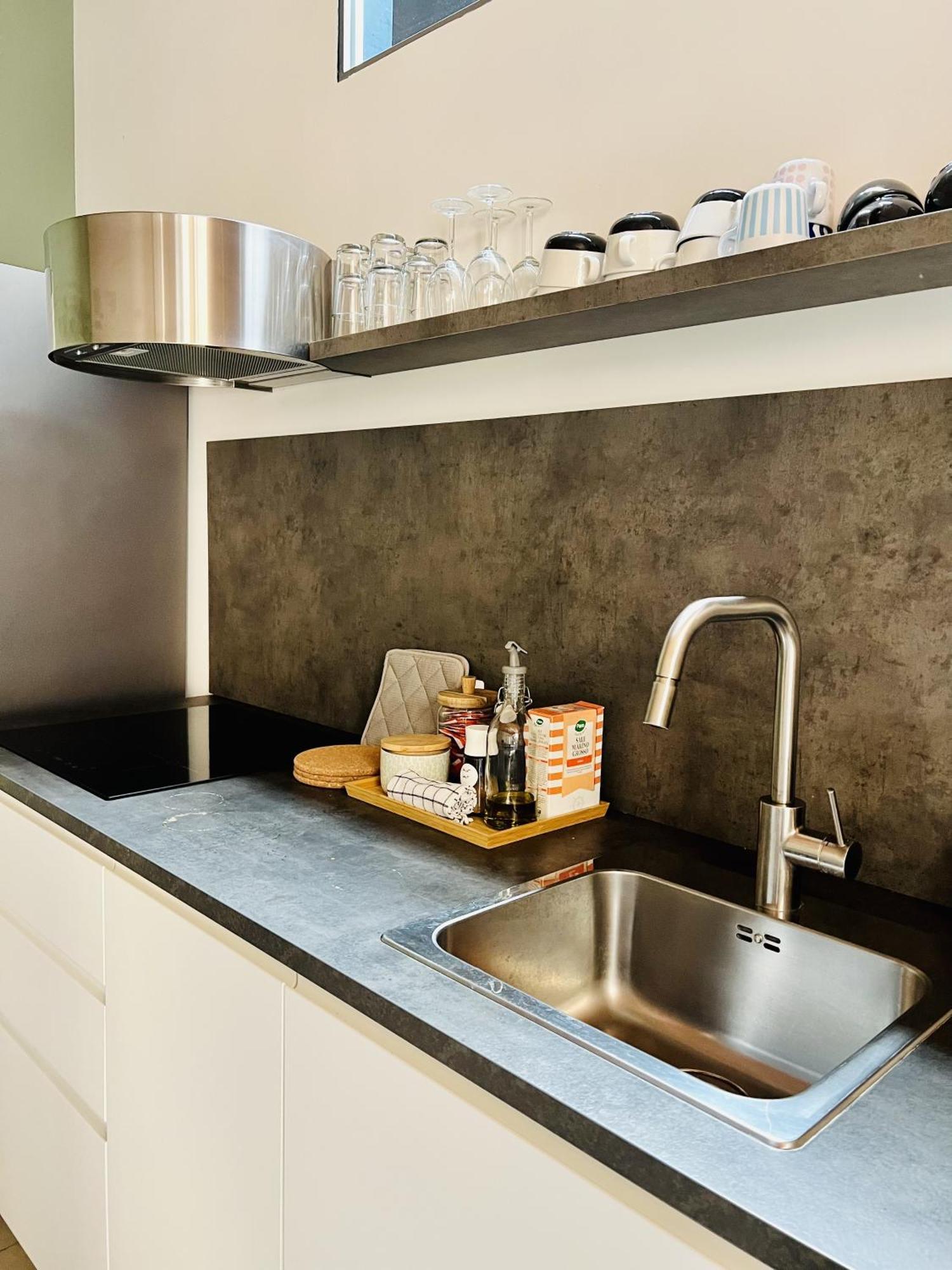 Apartamento Bilocale Su Corte Milanese Milão