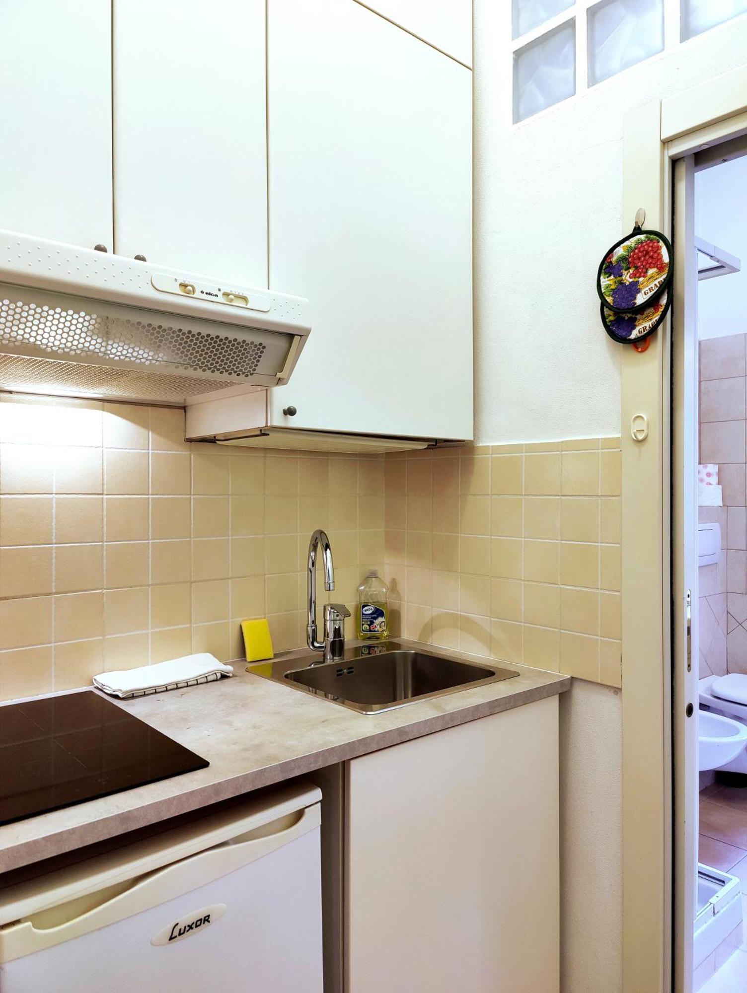 Apartment Easystudio - Solari Milan