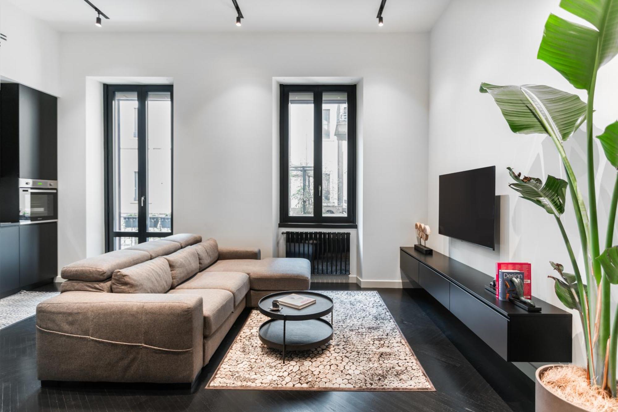 Minimal Pv * Milan