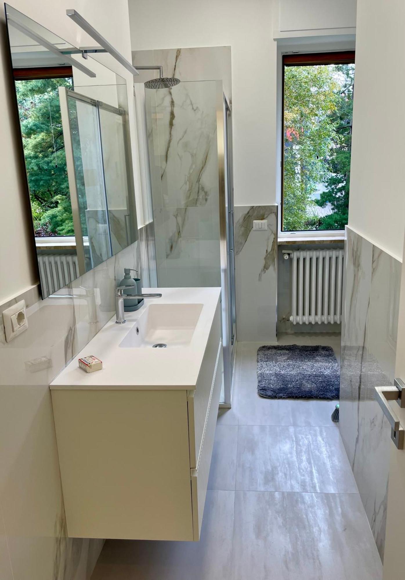 Apartamento Luxury 1 Bedroom Apartment, Close To San Siro, Fiera And 10 Min Metro To Duomo Milão