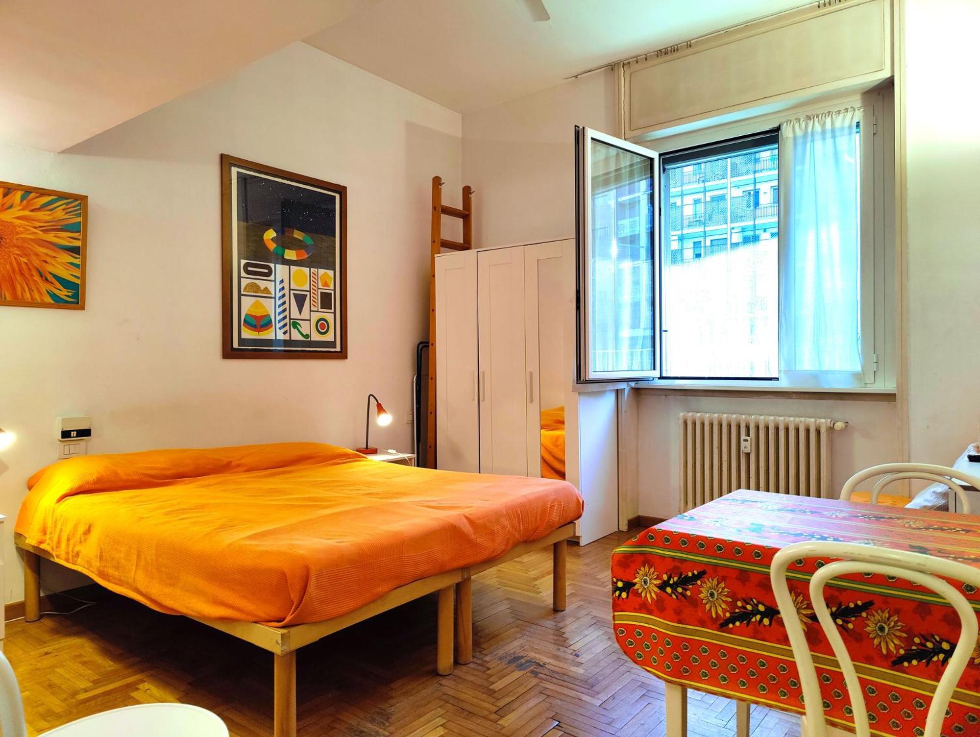 Apartment Easystudio - Solari Milan