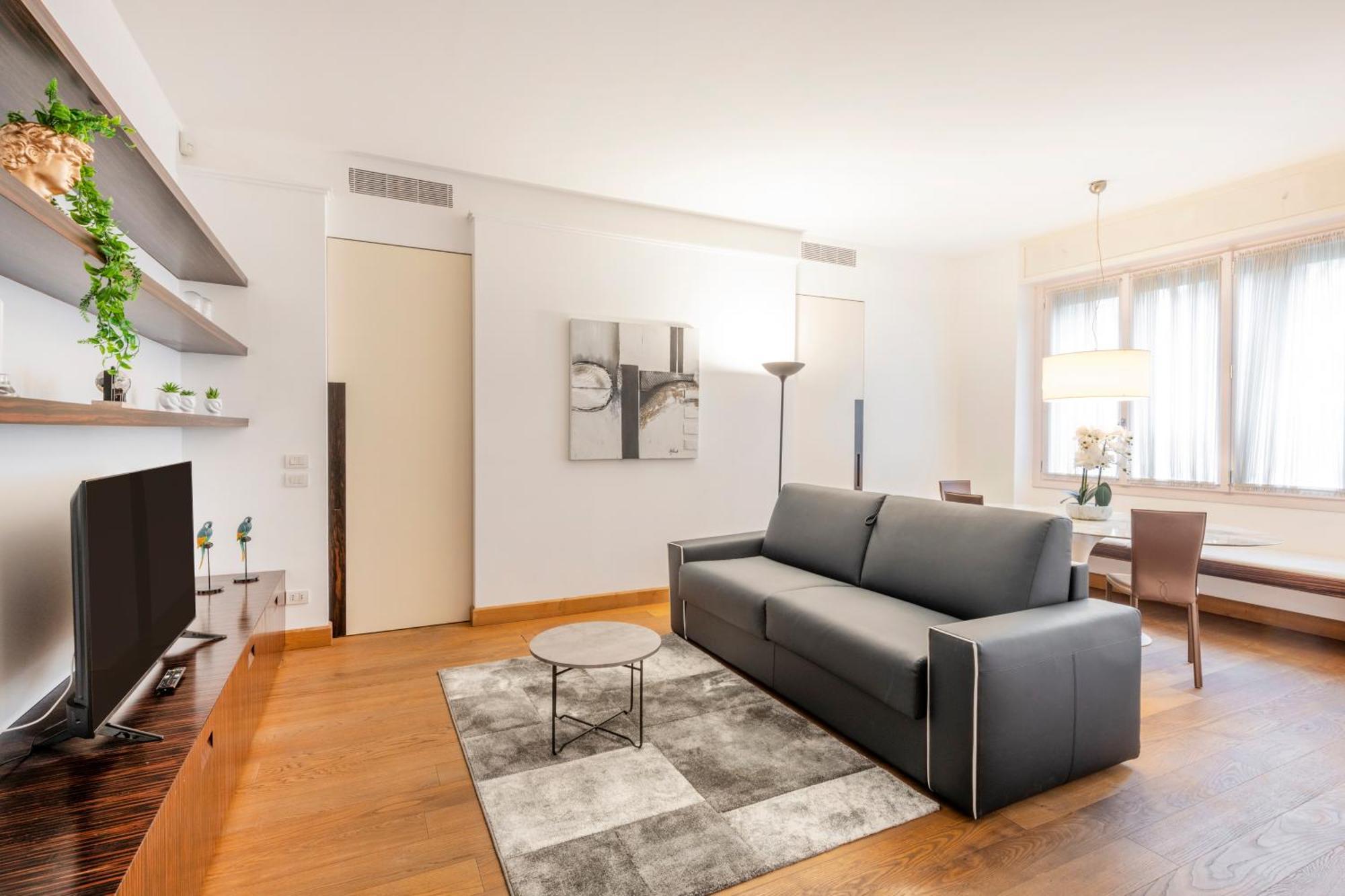Royal - Centro Brera Apartamento Milão