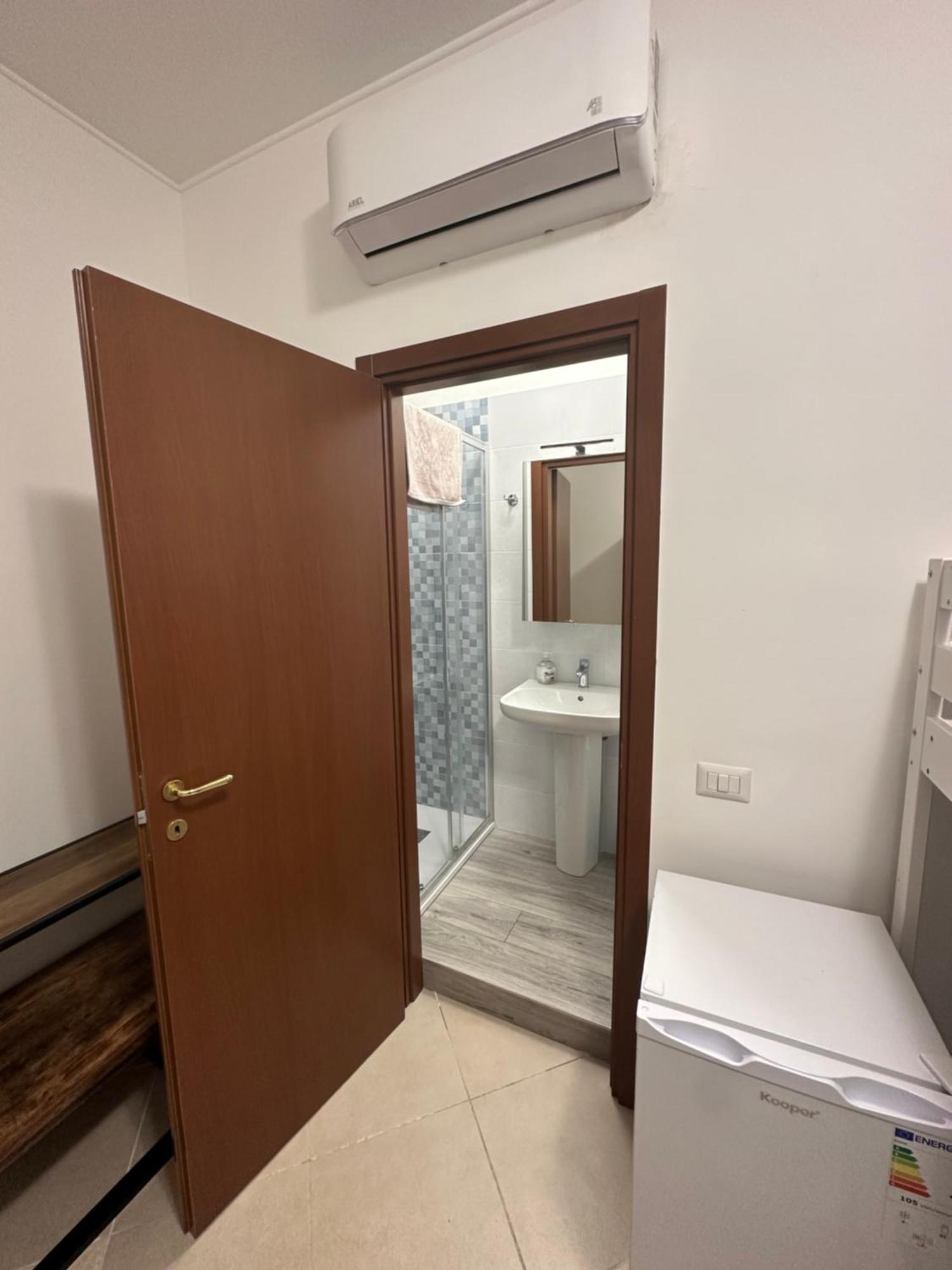 Gigli, Con Cucina In Comune E Terrazza * Milan