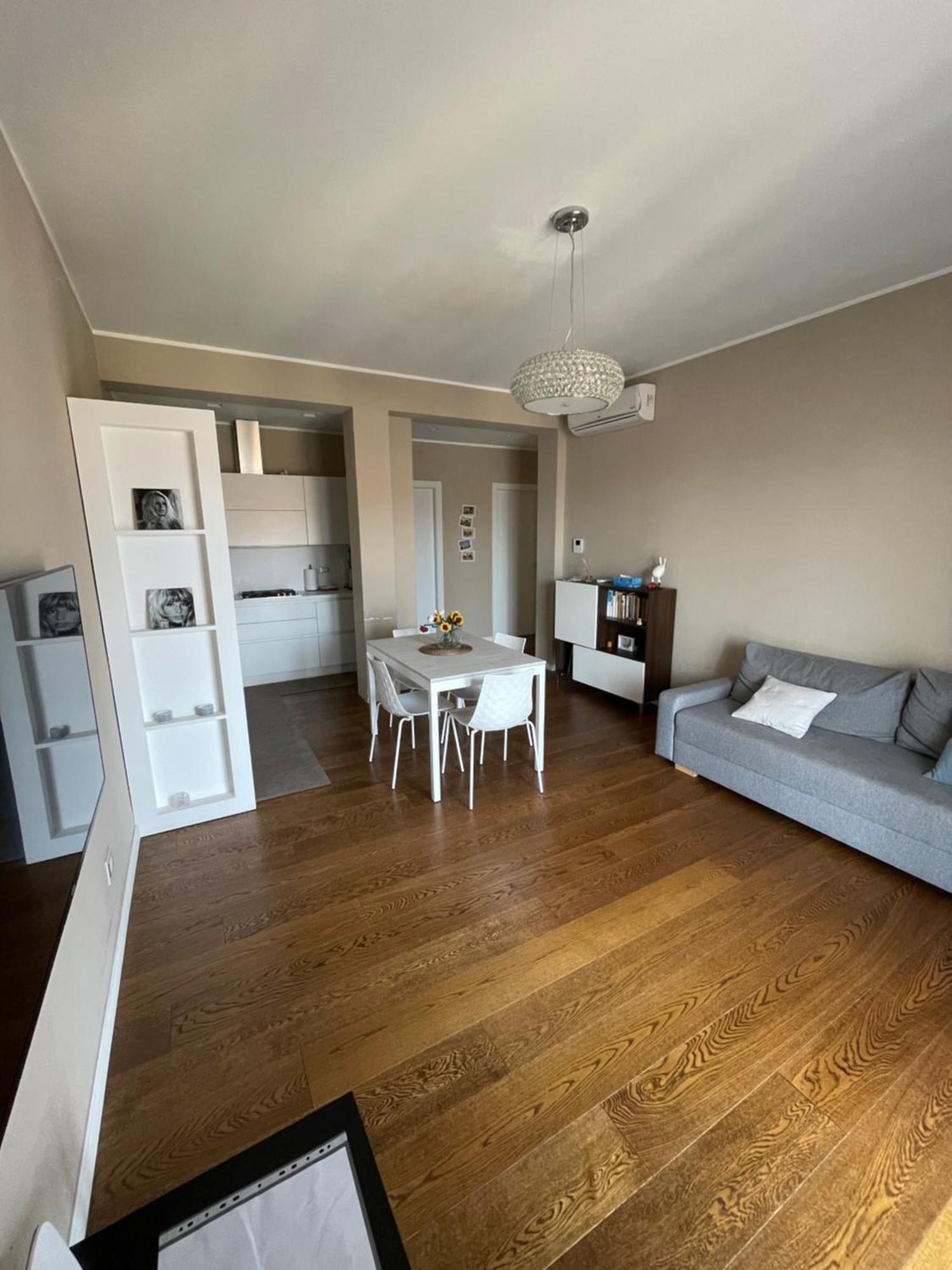 Morivione - Bocconi Free Parking Apartment Milan