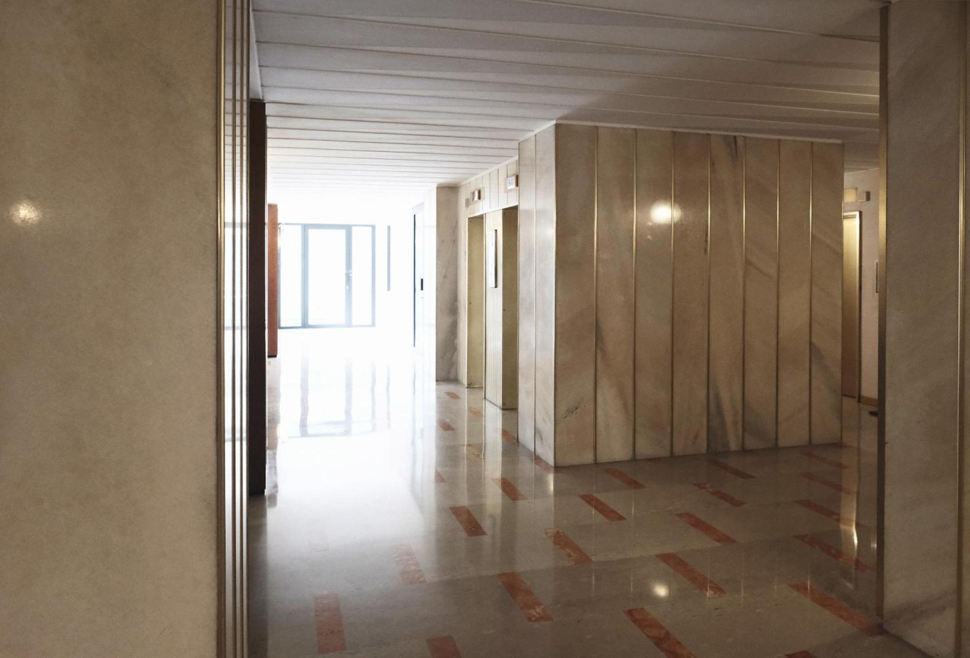 Apartamento Comecasa Prestigious Turati Milão
