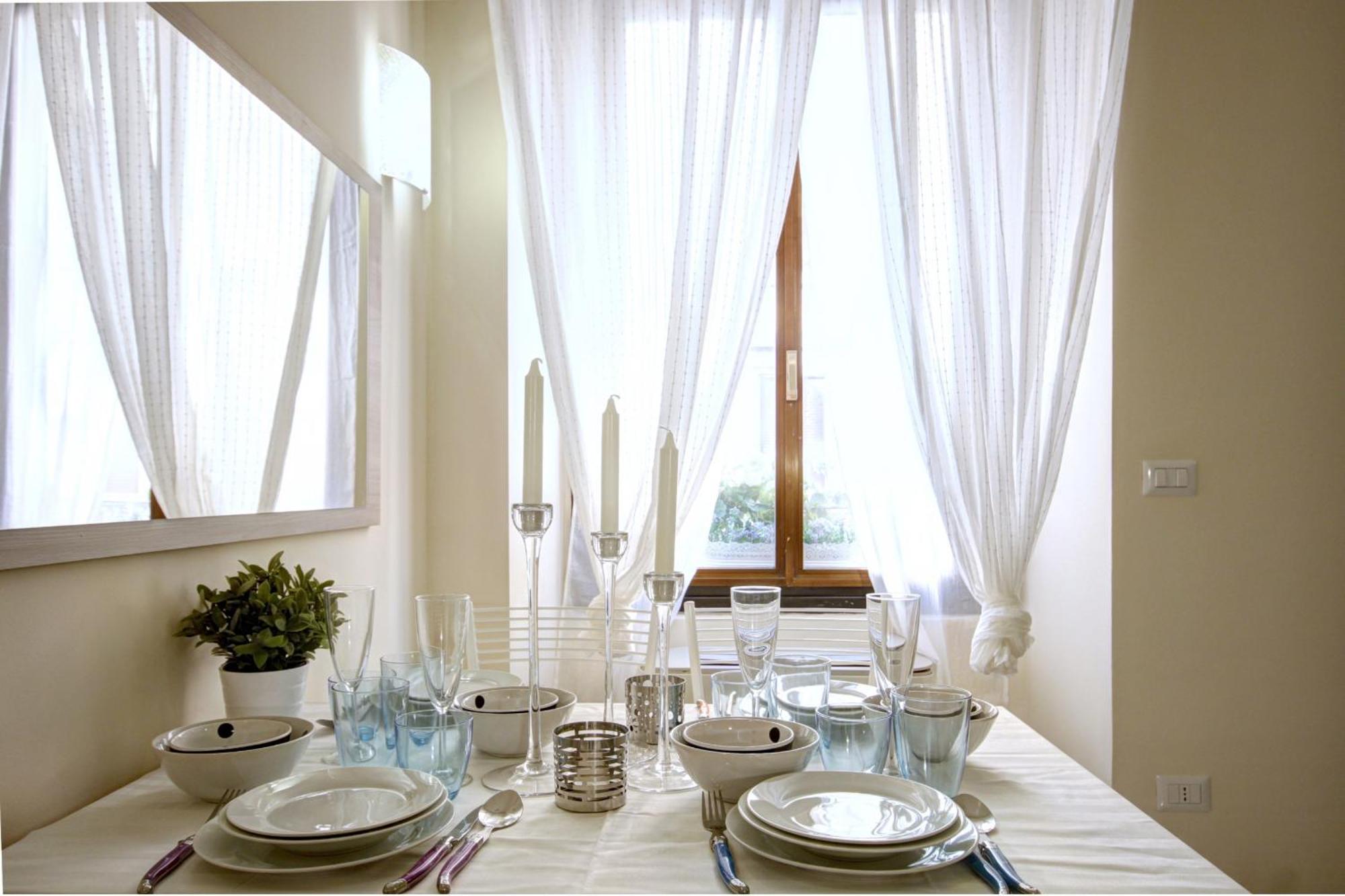 Firenze Apartment