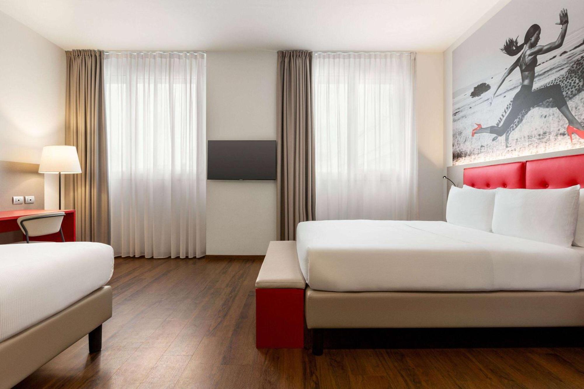 Hotel Amedia Milan, Trademark Collection By Wyndham 4*