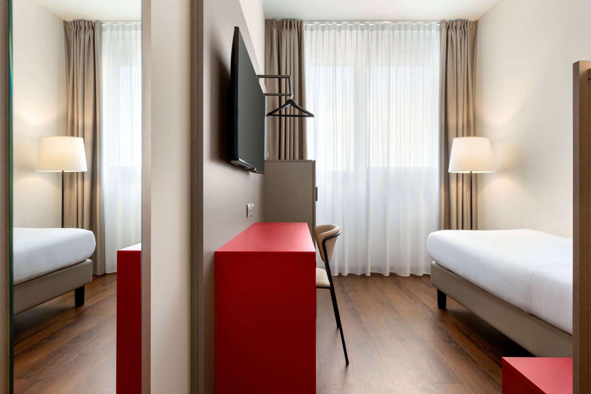 Hotel Amedia Milan, Trademark Collection By Wyndham 4*