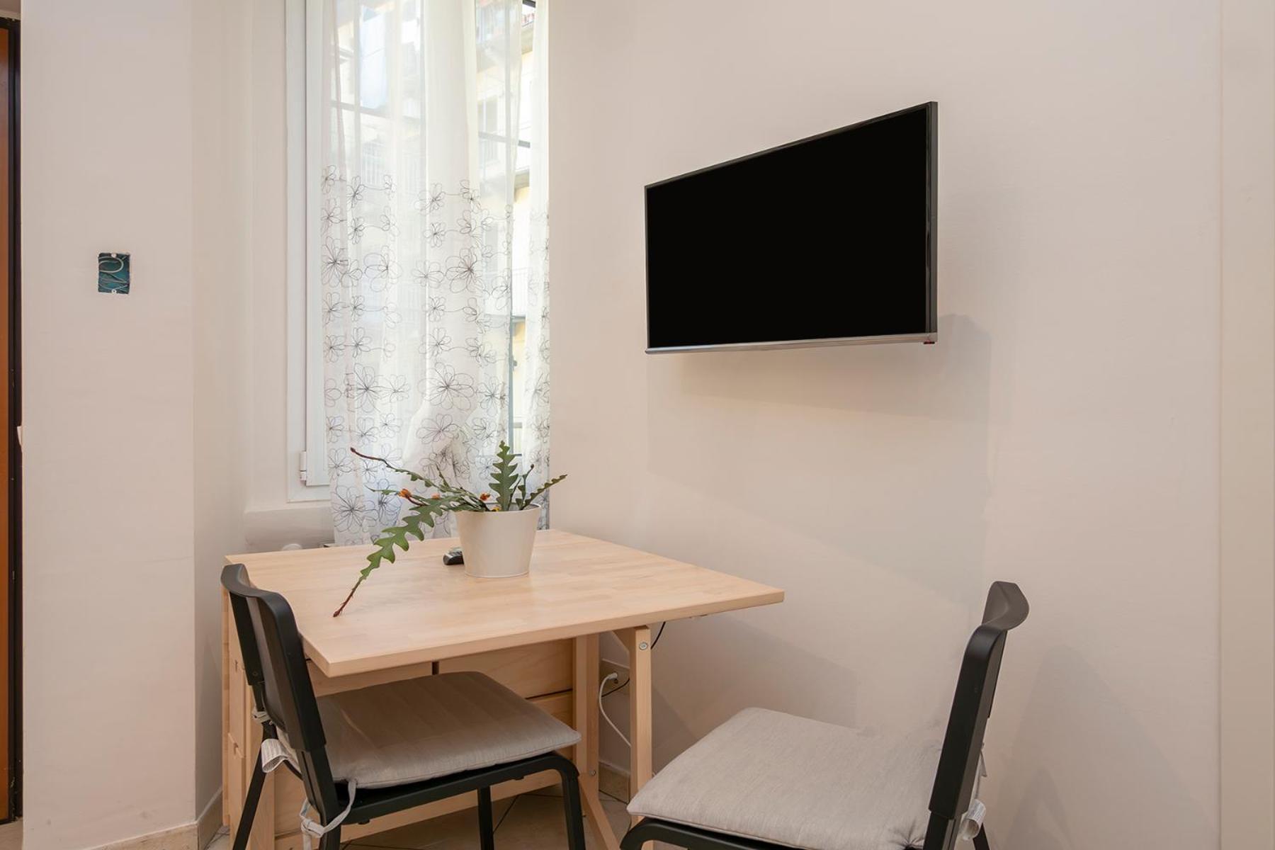 Apartment Ihost Cozy Studio - Melzo 5 *