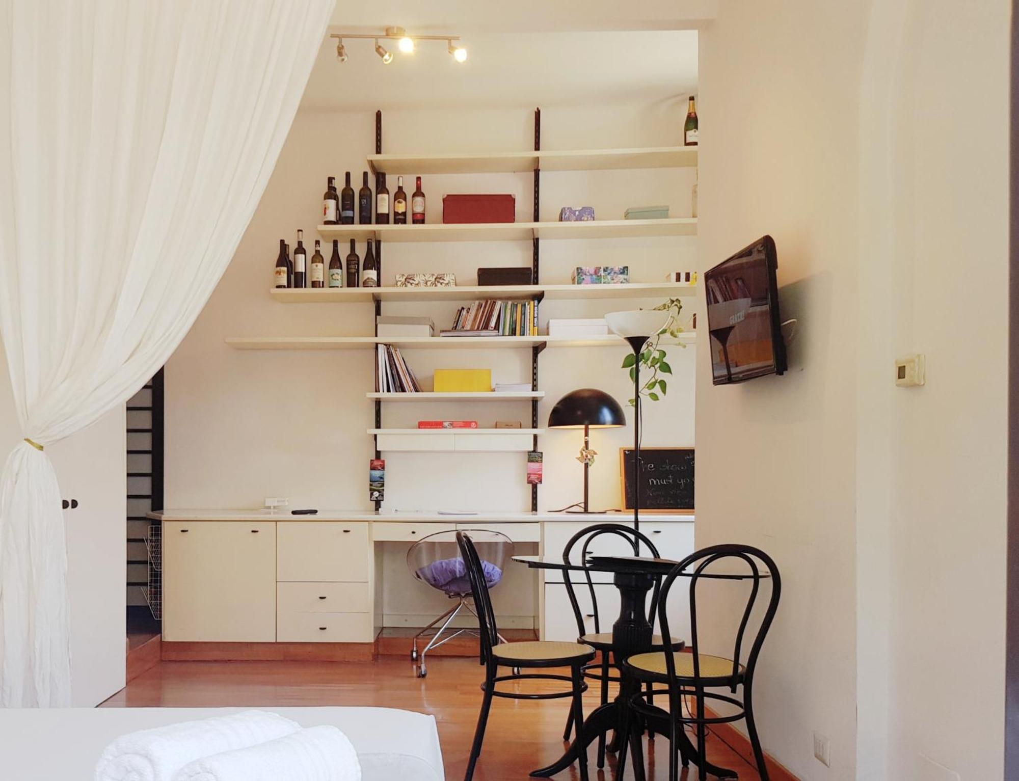 Bright Sarpi - Moscova Apartment
