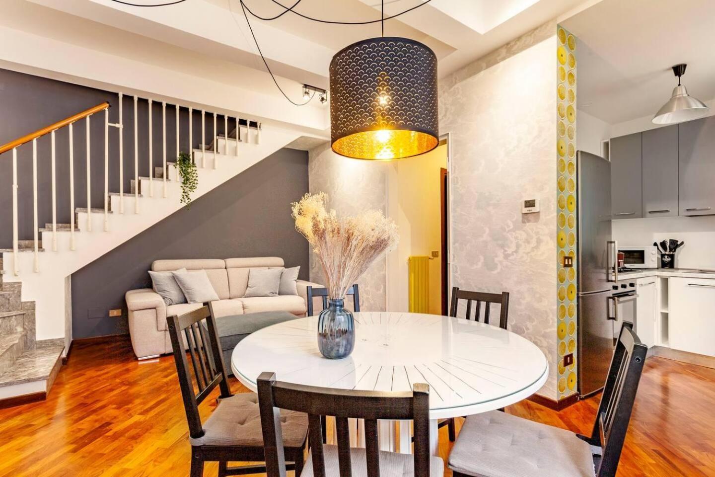 Design With Parking Navigli Area Ferienhaus