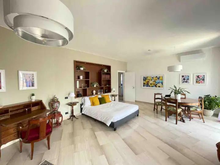 Apartment Fidias House *