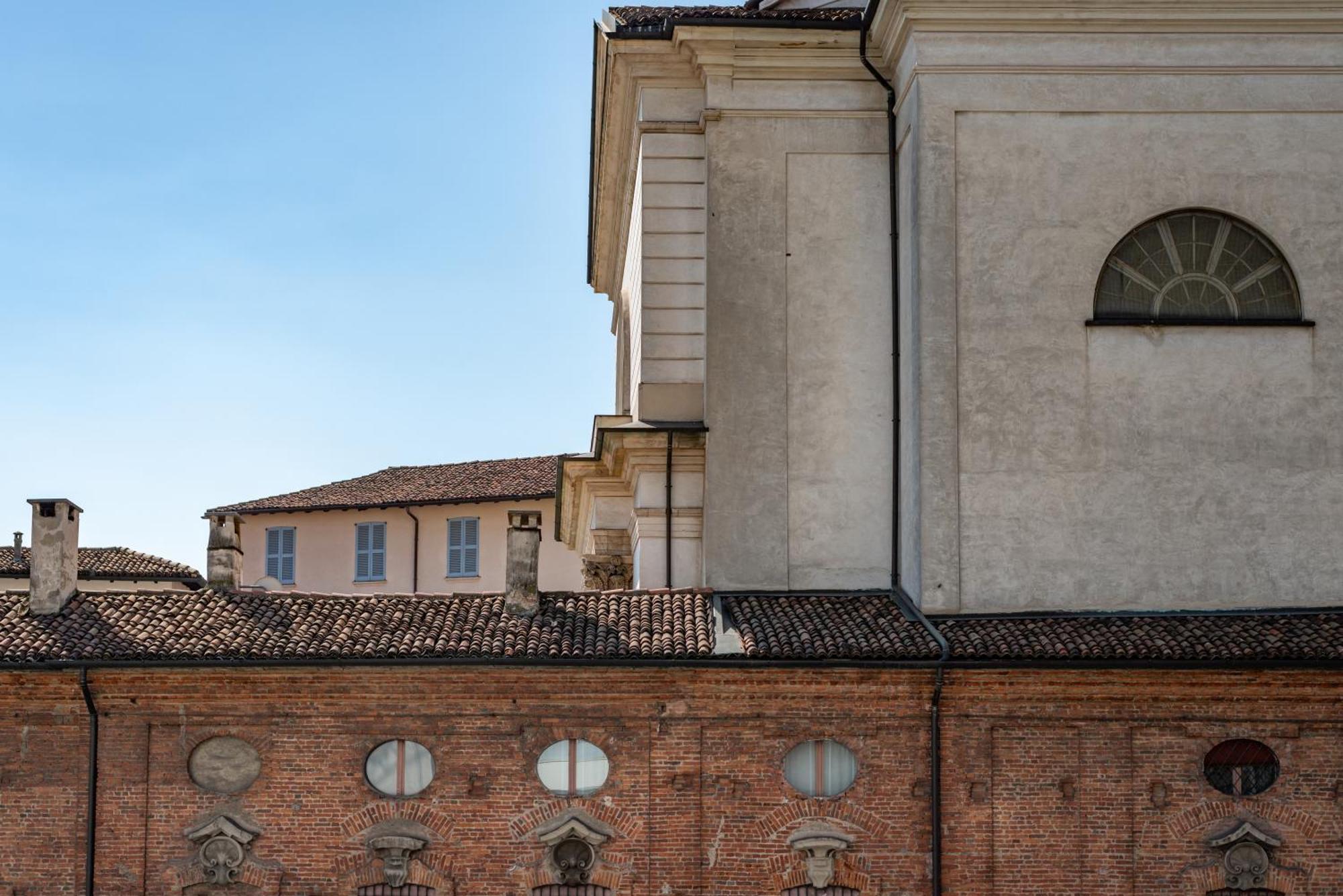 We - Santa Sofia House, Duomo *