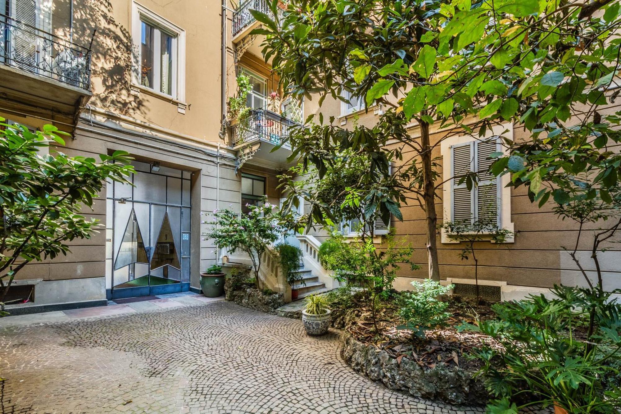 Domusmi Benedetto Marcello-28 Apartment