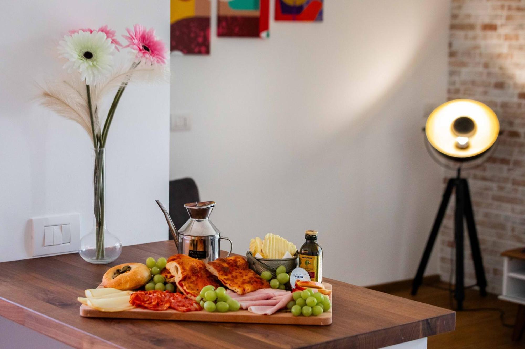 Luxury In Quadrilatero Della Moda - Brera Moscova Duomo Apartment Milan