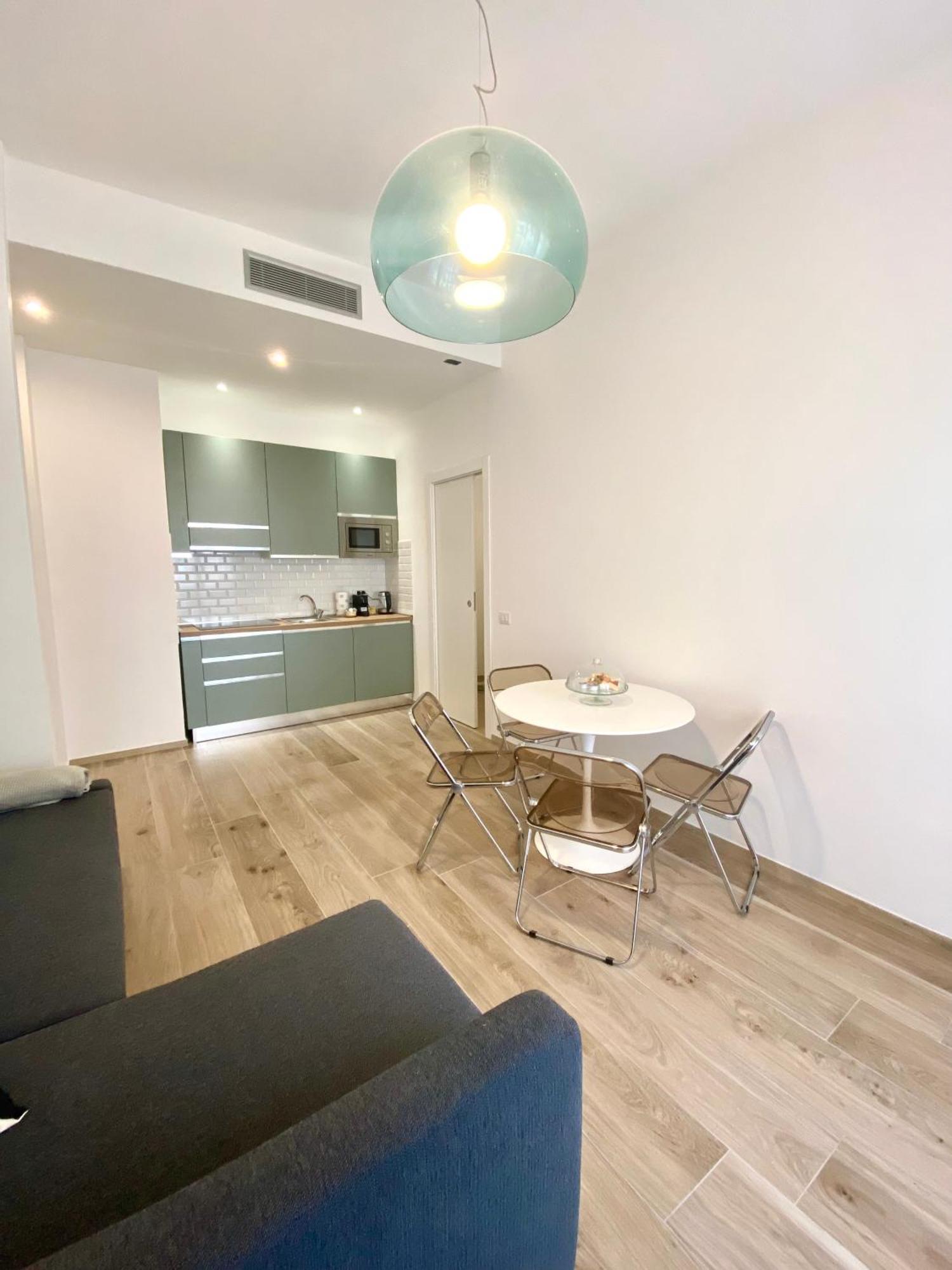 Solari 19 - Charming Apartment Milan