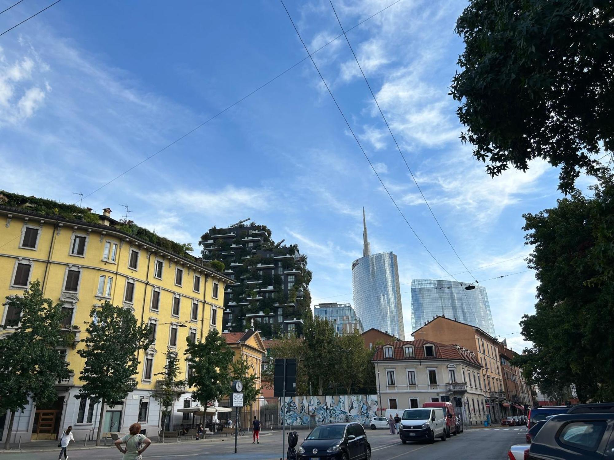 Apartment Easy Isola, For An Easy Milan