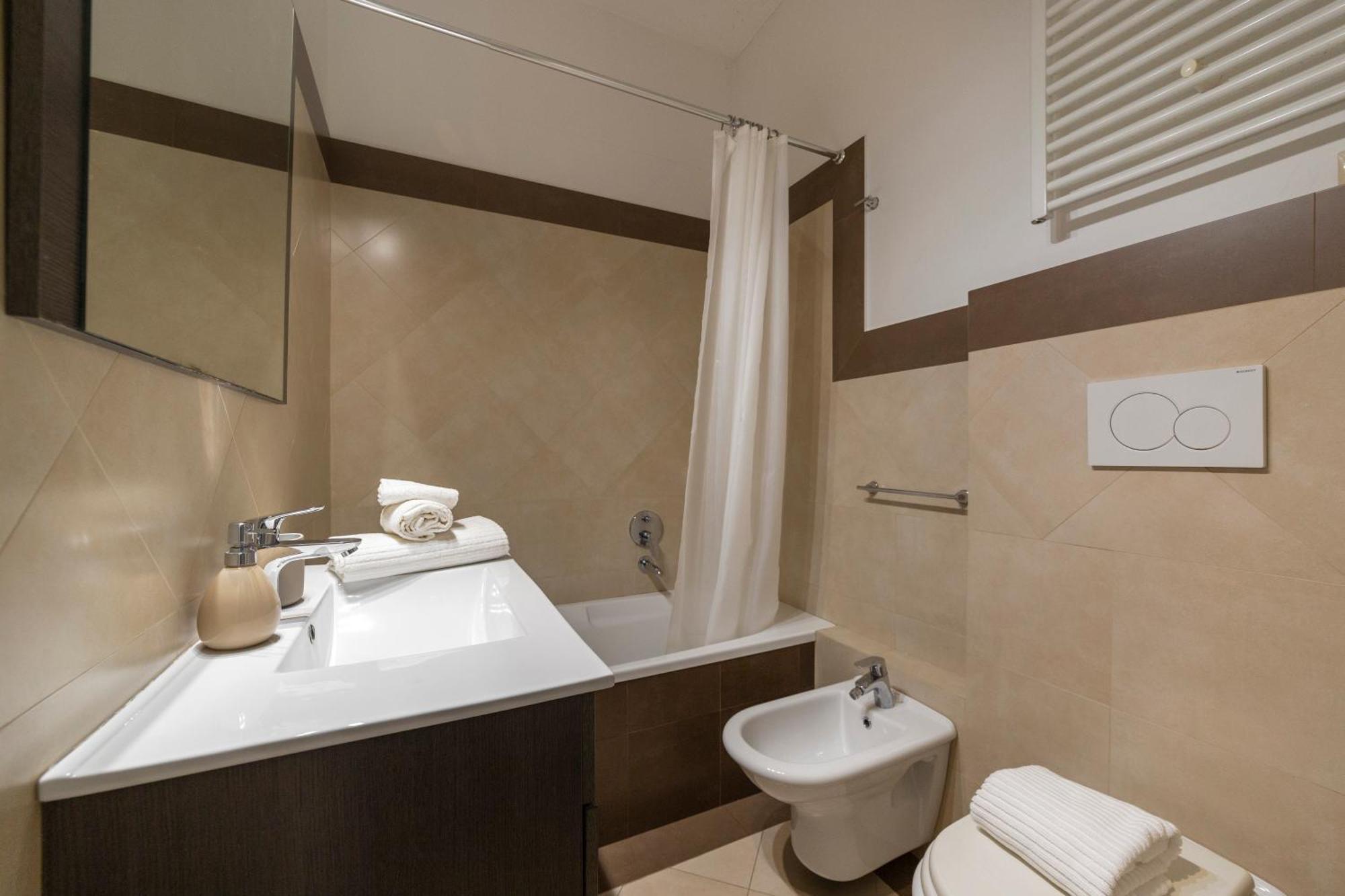 Porta Romana Comfy Apartamento