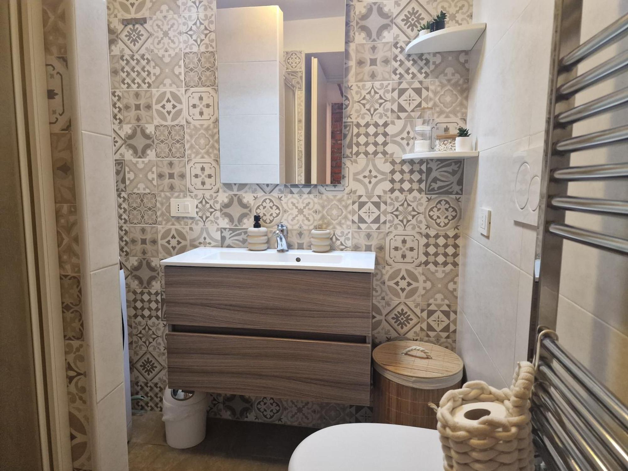 Regina In Porta Romana 3 - Sky Tv, Wifi & Breakfast Box Apartment Milan