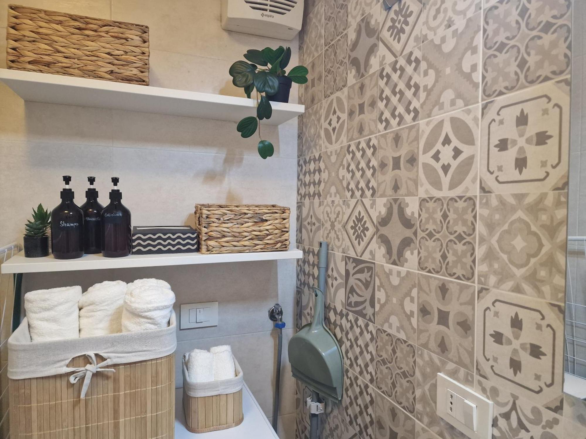 Apartment Regina In Porta Romana 3 - Sky Tv, Wifi & Breakfast Box