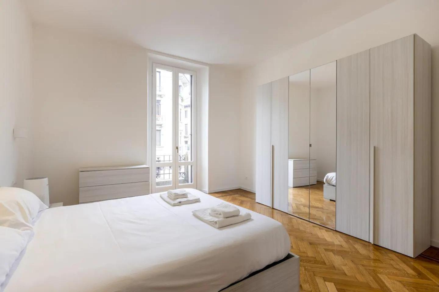 Apartment Spacious In Design District By Easylife Mailand