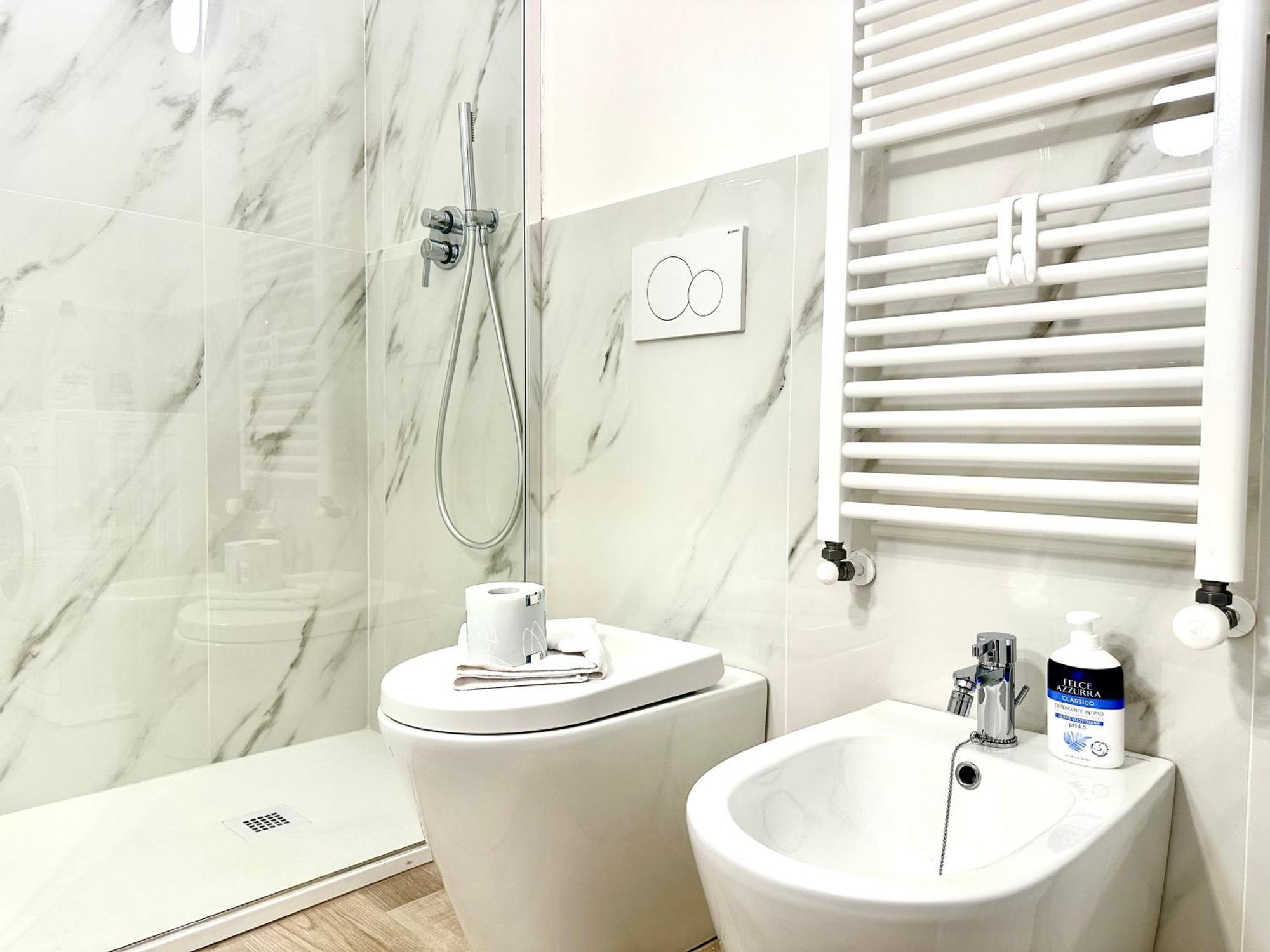 Apartment Isola - Garibaldi Lovely Apt. With Netflix And Wifi