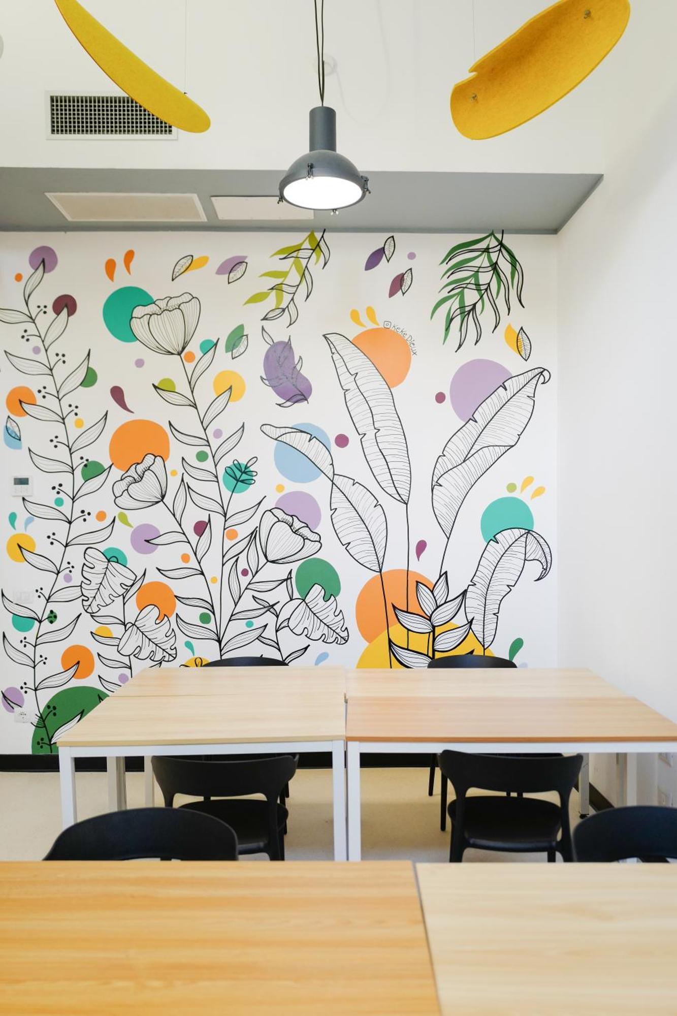 Yellowsquare Hostel