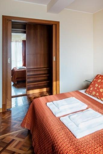 Panoramic Luxury Penthouse 6 People Apartment *