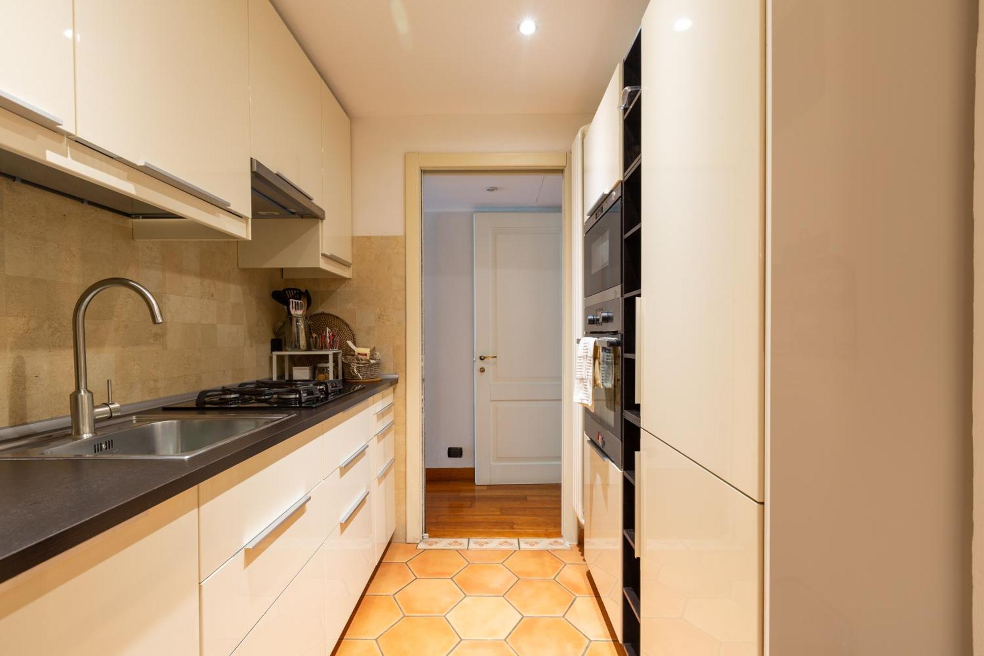 Cosy Two Bedroom Close To Navigli * Milão