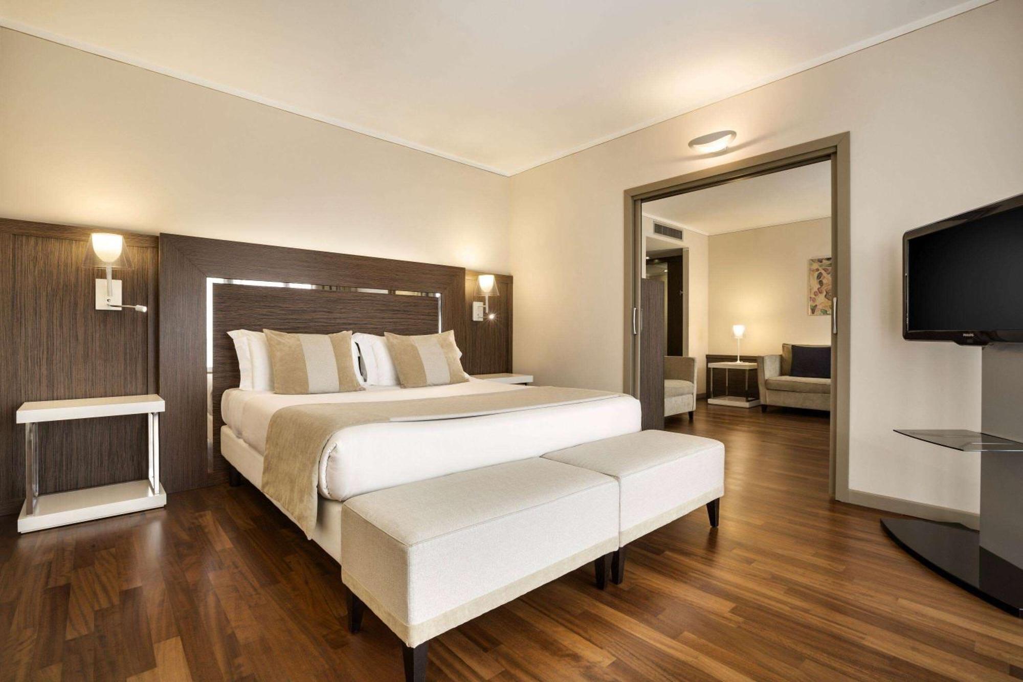 Ramada Plaza By Wyndham Hotel Milão