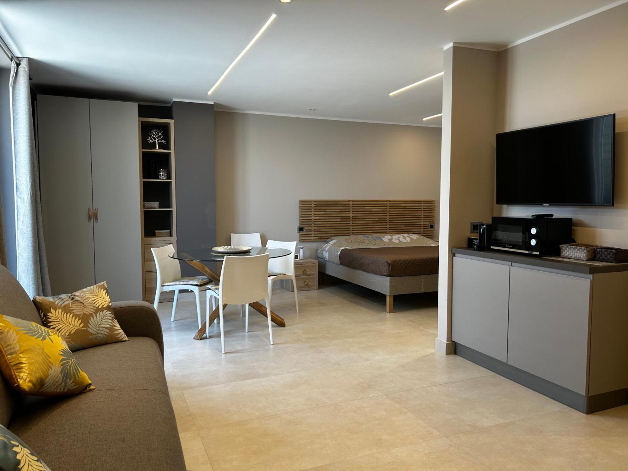 R39 Attic With Terrace And Private Parking
