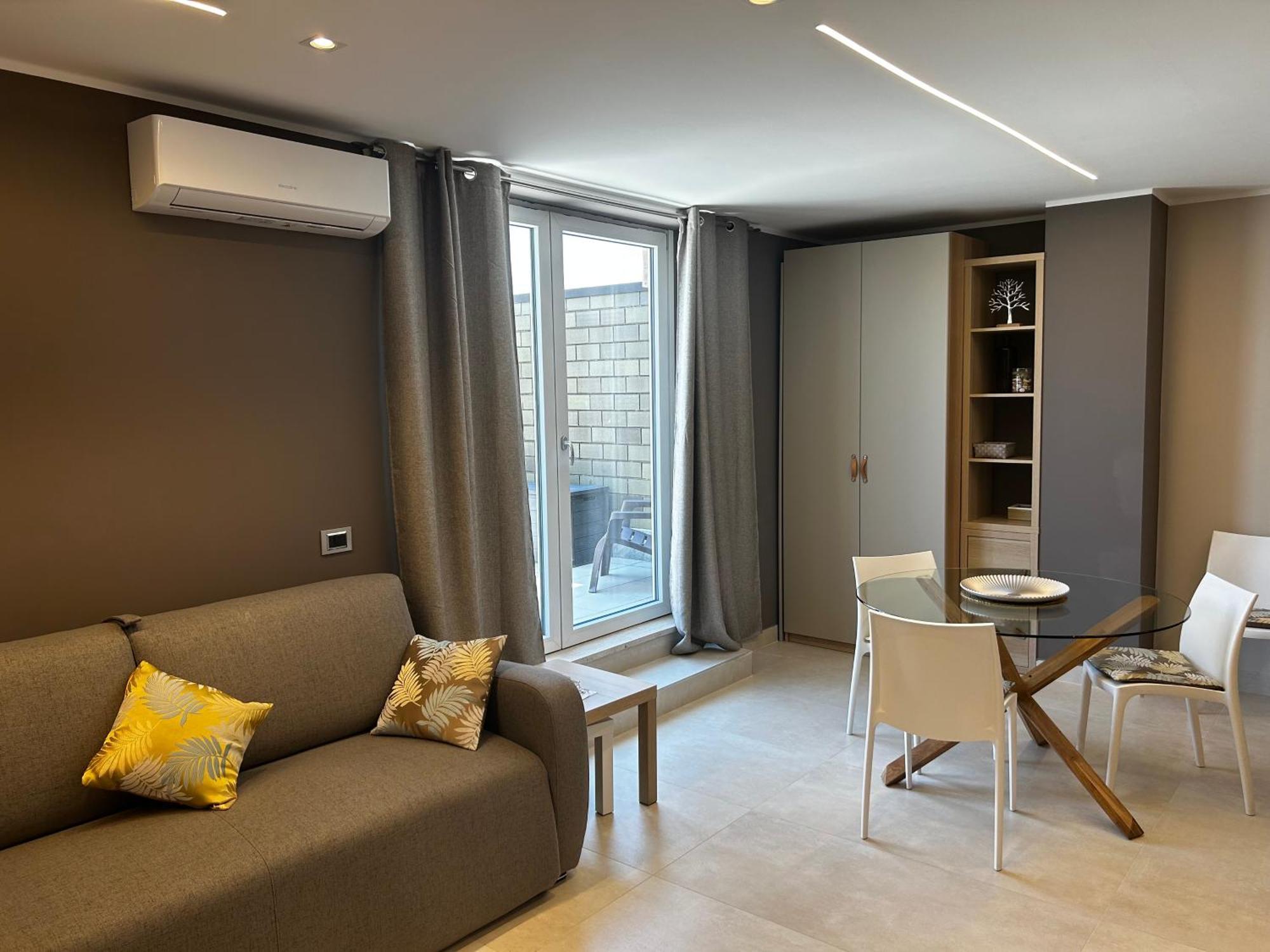 R39 Attic With Terrace And Private Parking Milão
