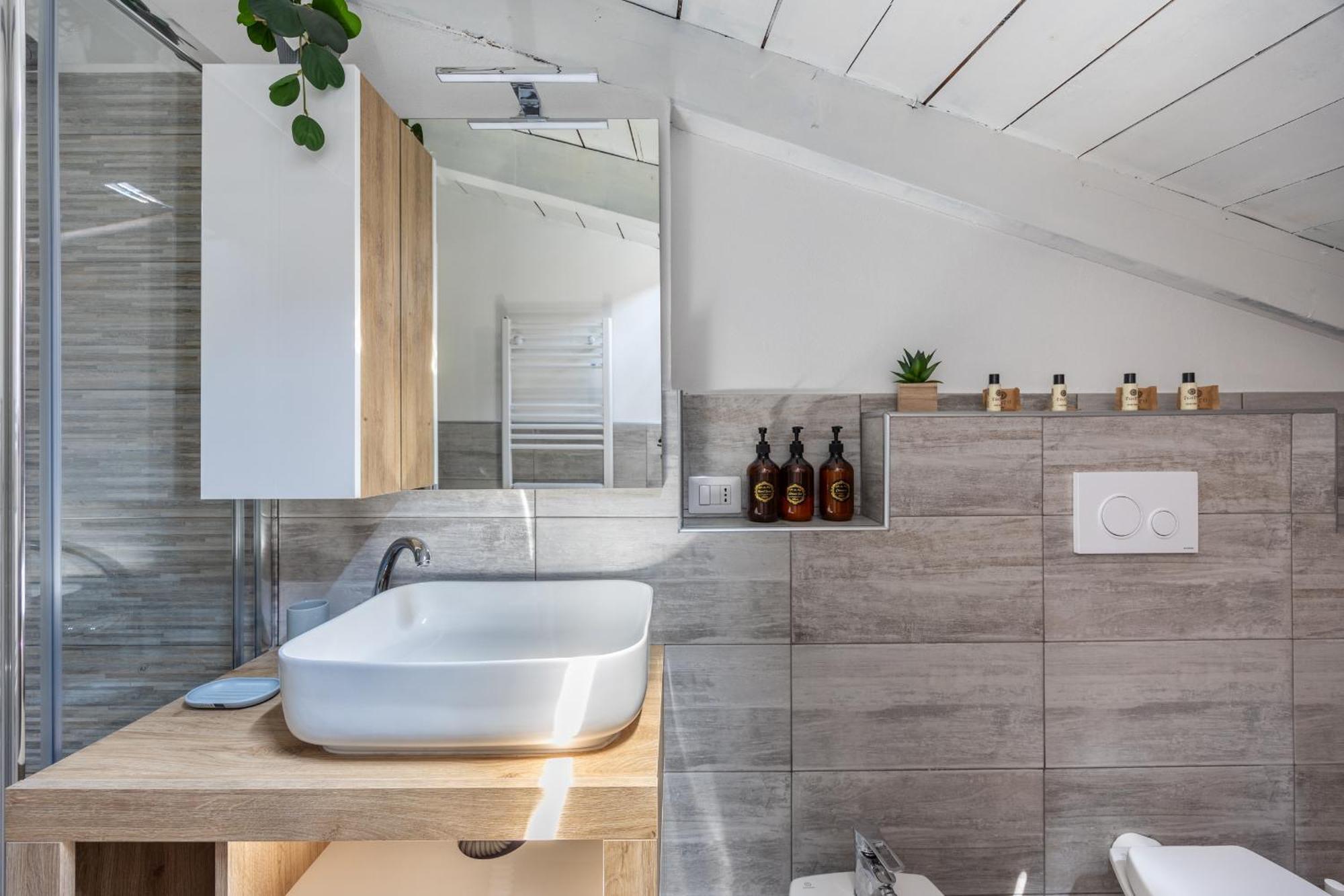 Free Parking Tiny House Wifi Netflix 15 Minuti Dal Duomo * Mailand