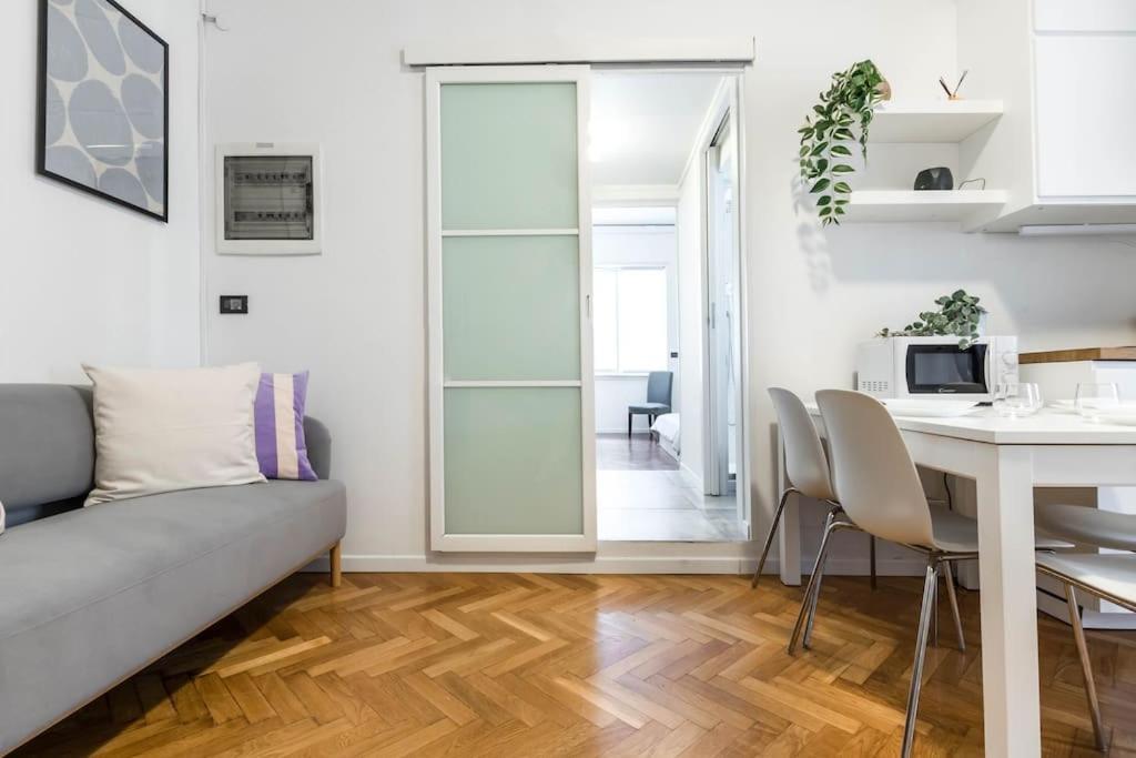 Apartamento Feeling - Nel Centro Storico Di Milão