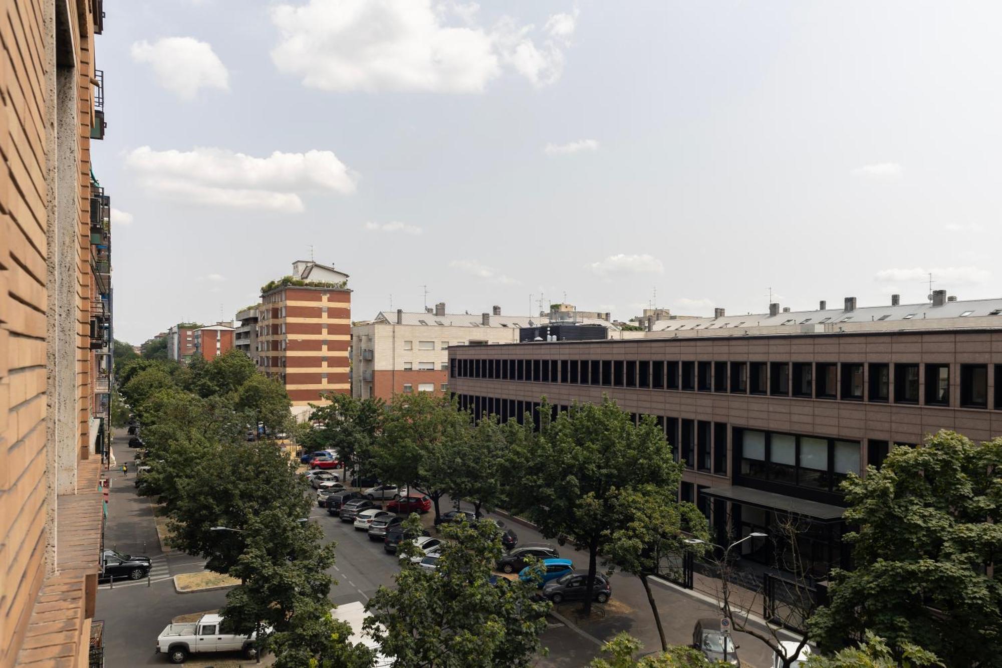 Apartamento Elegante Bilocale In De Angeli - Piazzale Siena *