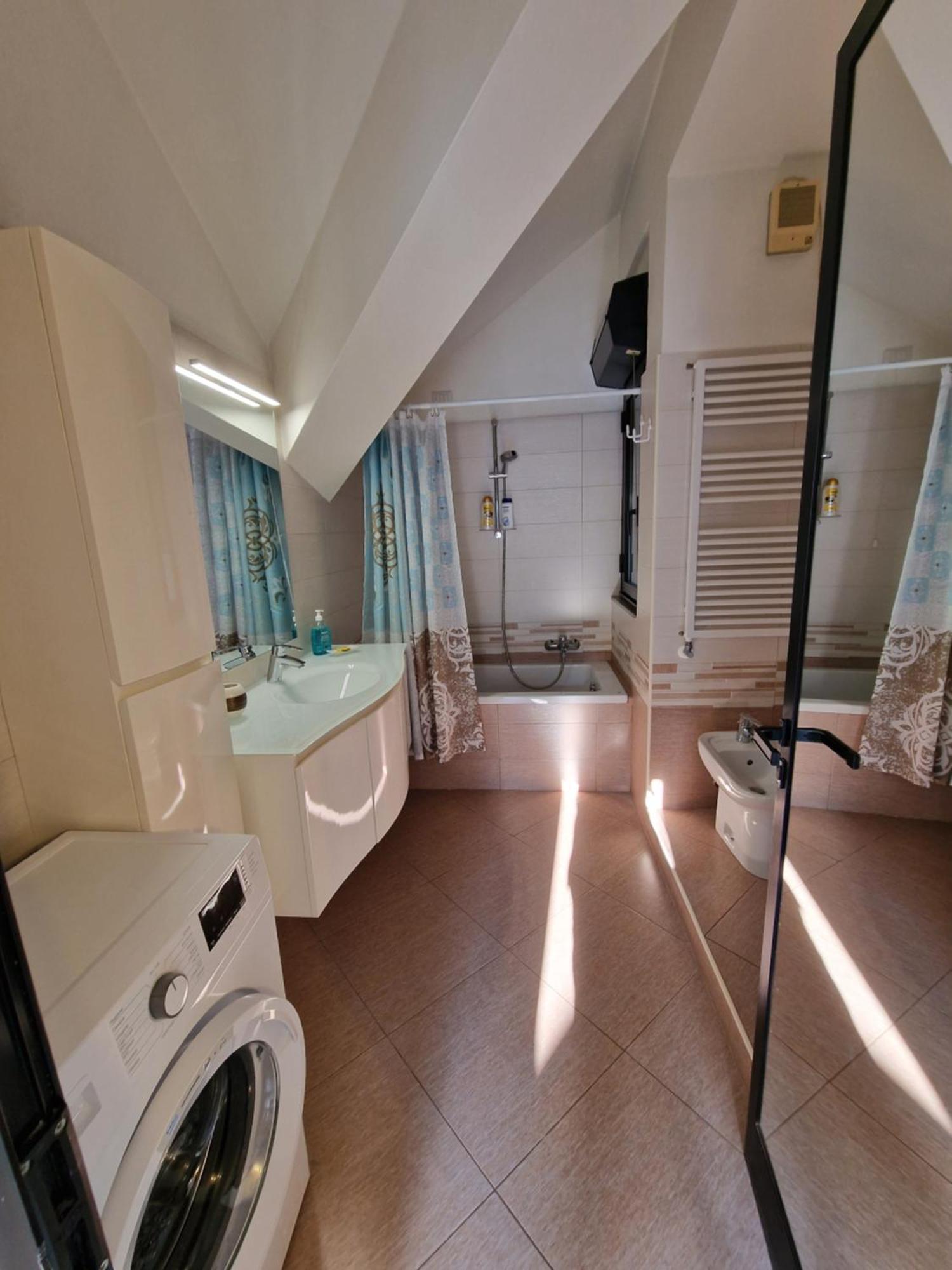 Apartment Comfy Penthouse *