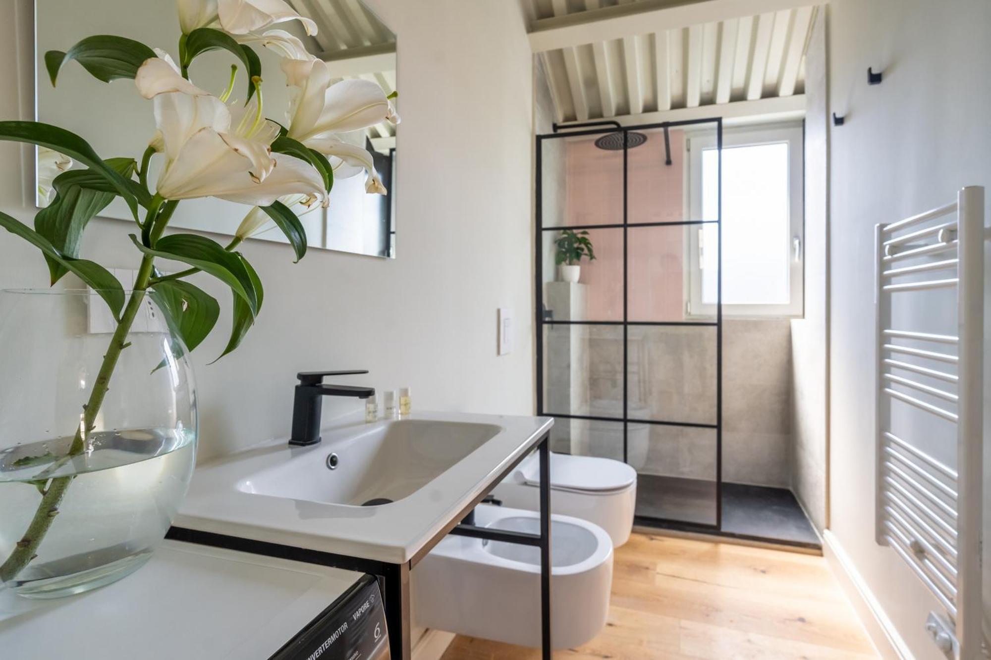 Apartment Rooftop Design Con Terrazzo - Duomo-porta Romana *