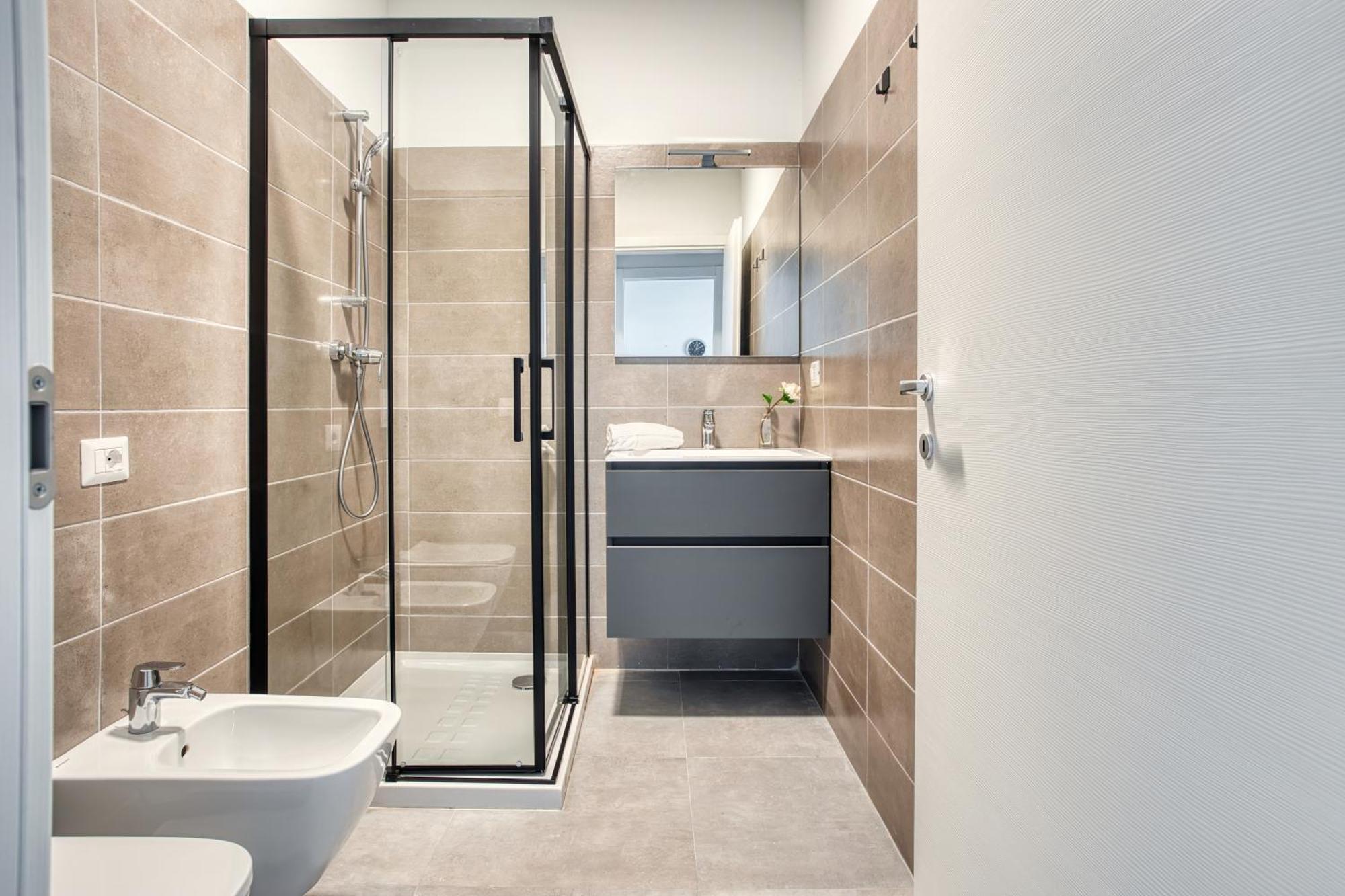 Sleek Abode In Maciachini *