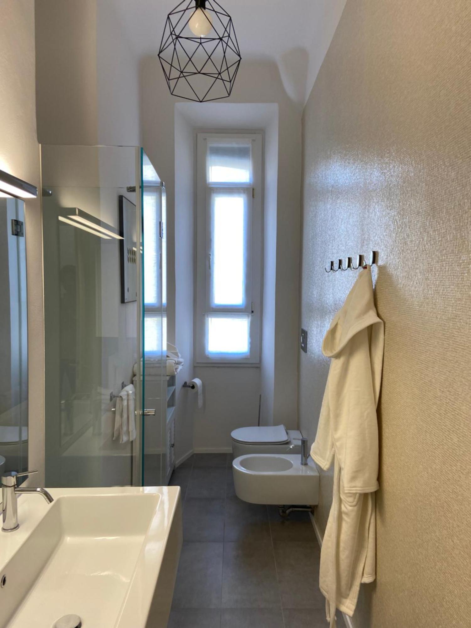 Banhome Nel Cuore Del Design District Mailand