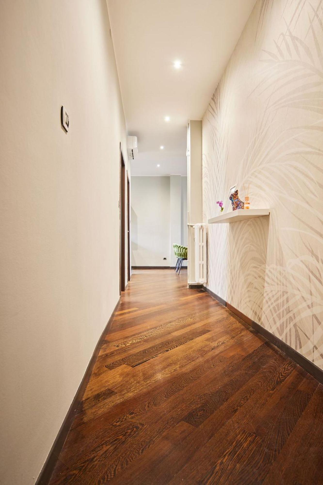 Sant'ambrogio Charme Apartment *