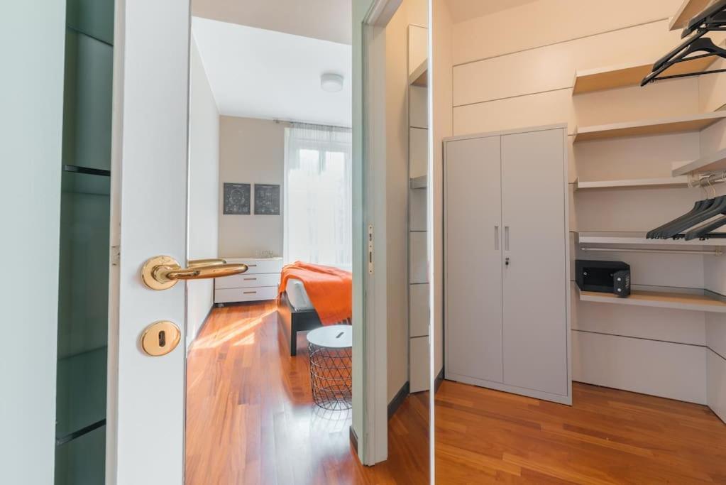 Loft Sterlizia, By R Collection Apartment *