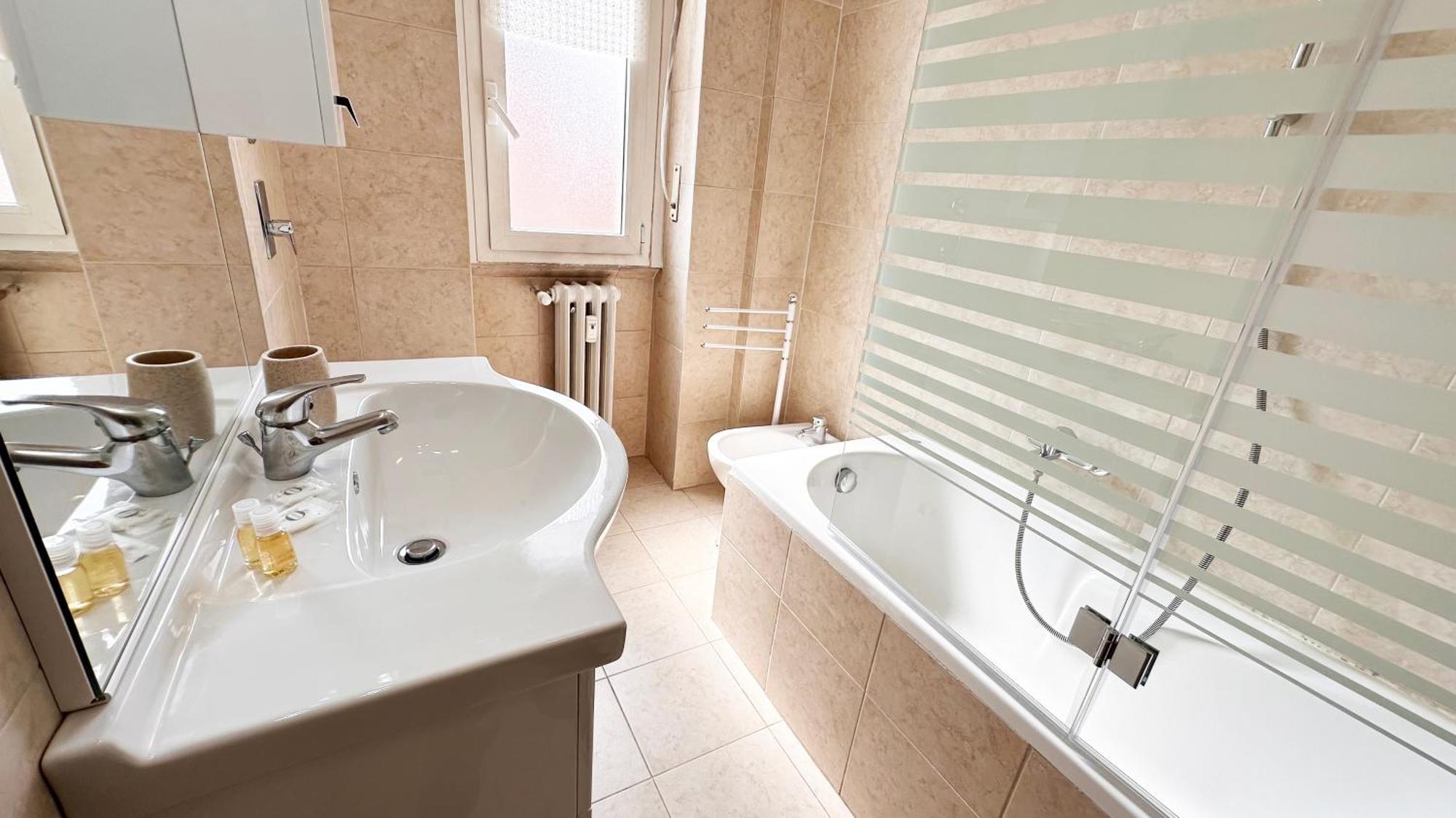 Apartment Ihost - Bergamo 12