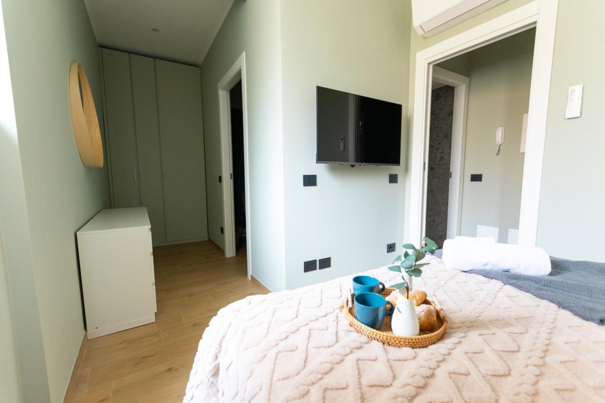 Ihost Luxury -free Parking- Plana 5 * Mailand
