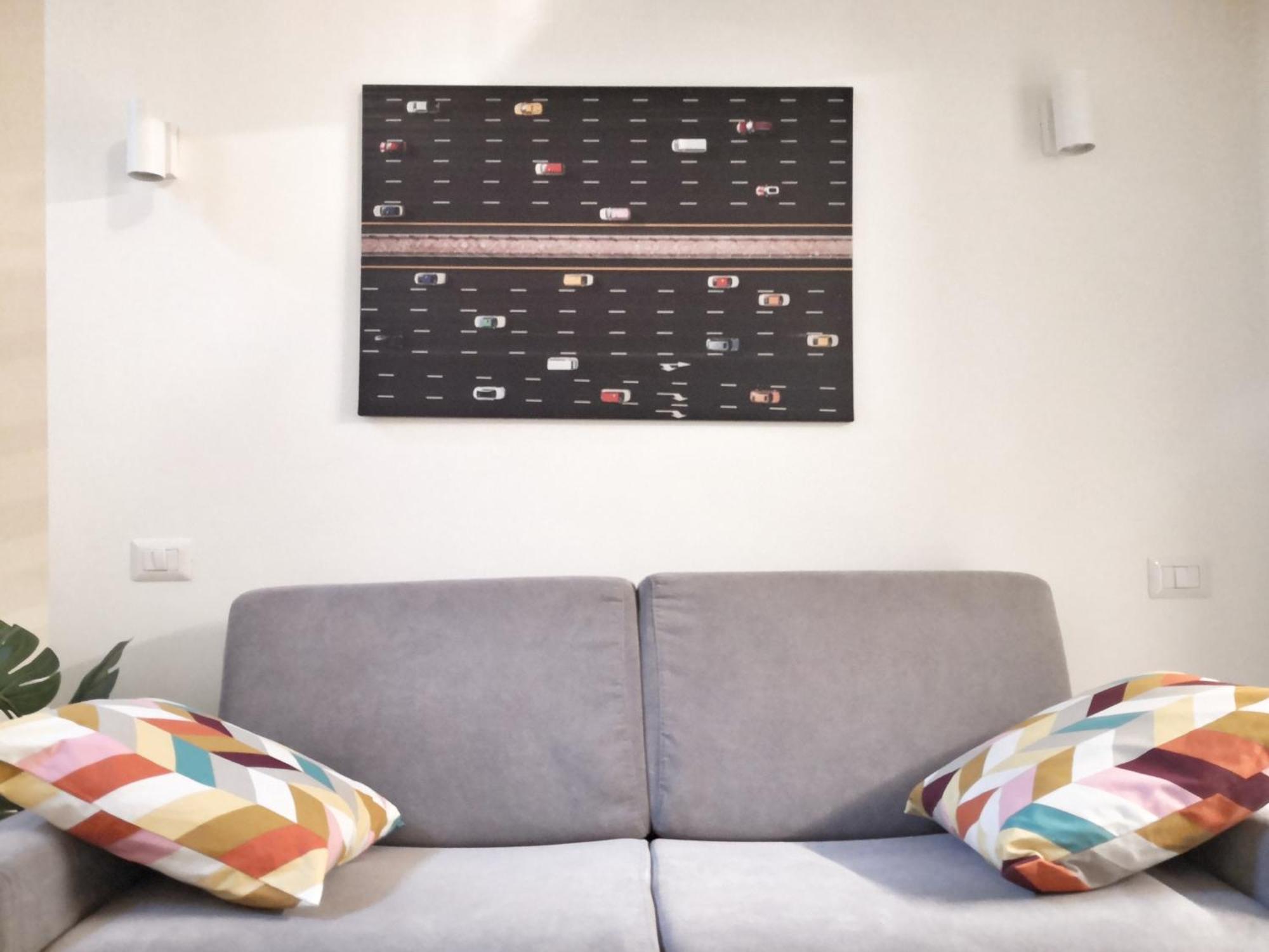 Ihost - Arganini 22 * Mailand