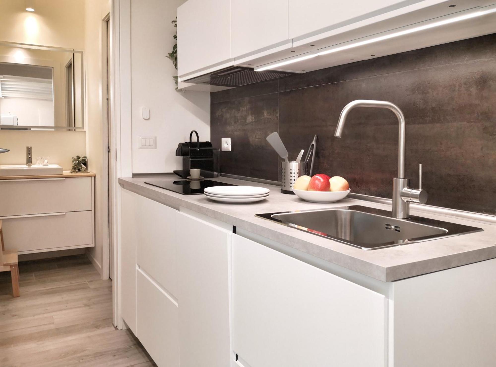 Ihost - Arganini 22 * Mailand